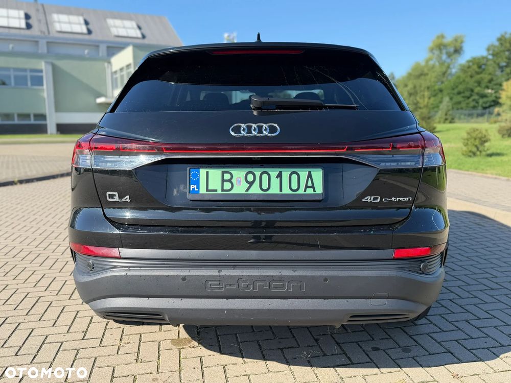 Audi Q4 e-tron - 9