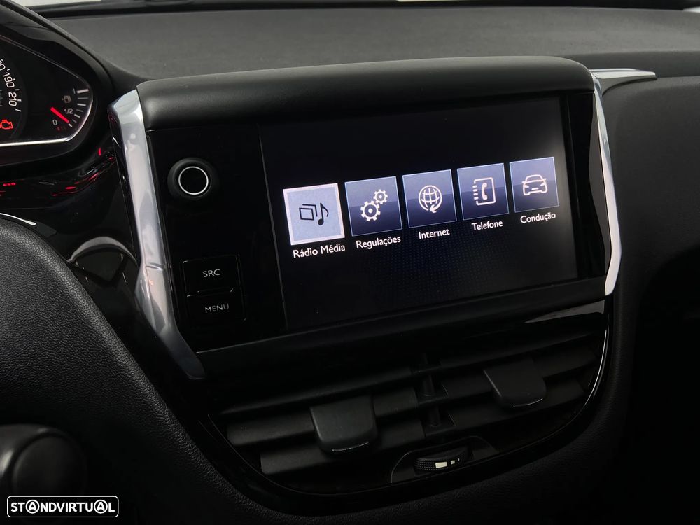 Peugeot 208 1.2 PureTech Style - 15
