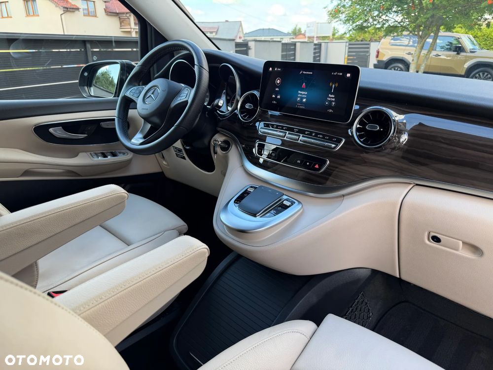 Mercedes-Benz Klasa V 300 d lang 4Matic 9G-TRONIC Edition 2023 - 15