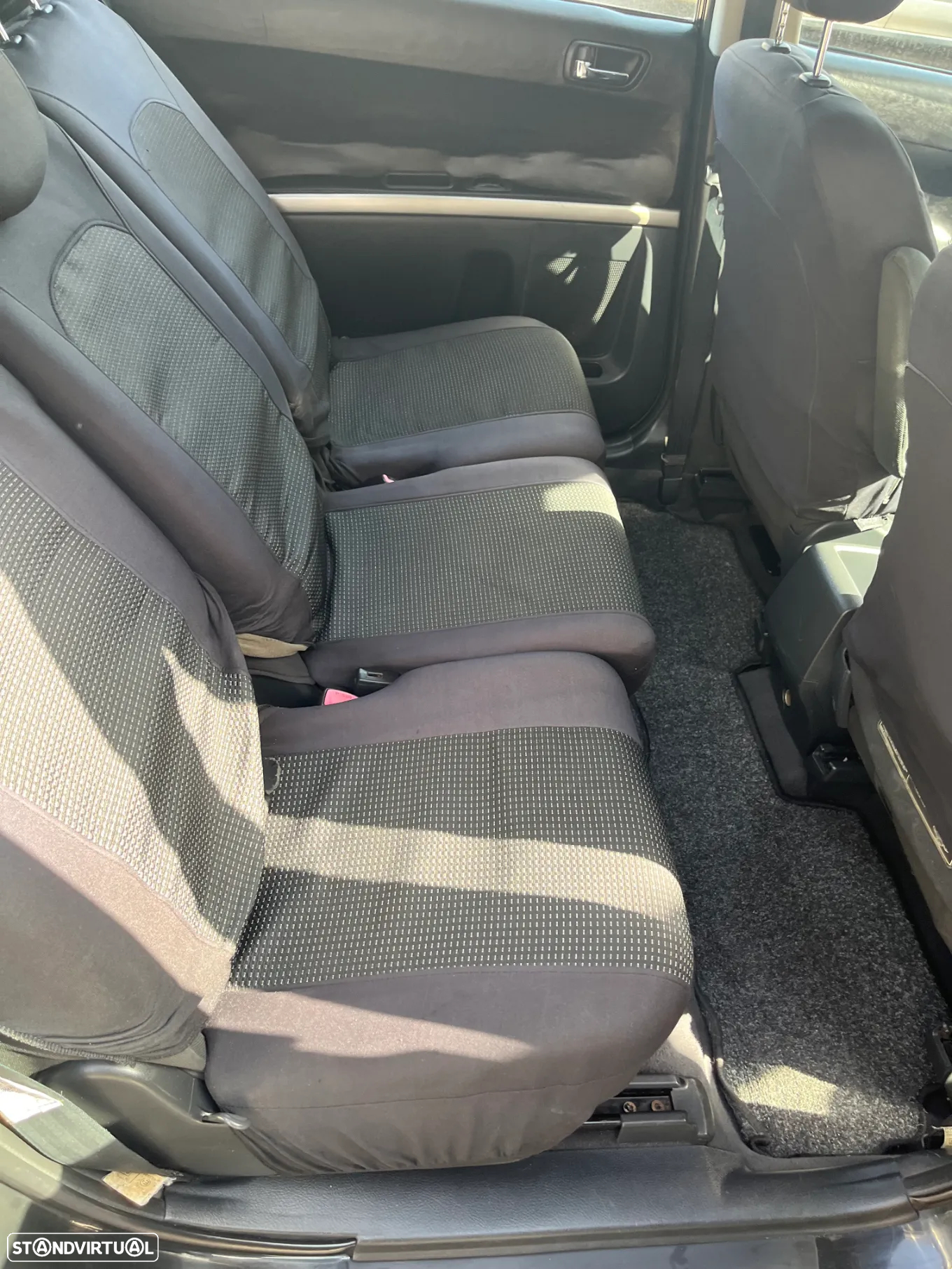 Toyota Corolla Verso 2.0 D-4D - 17