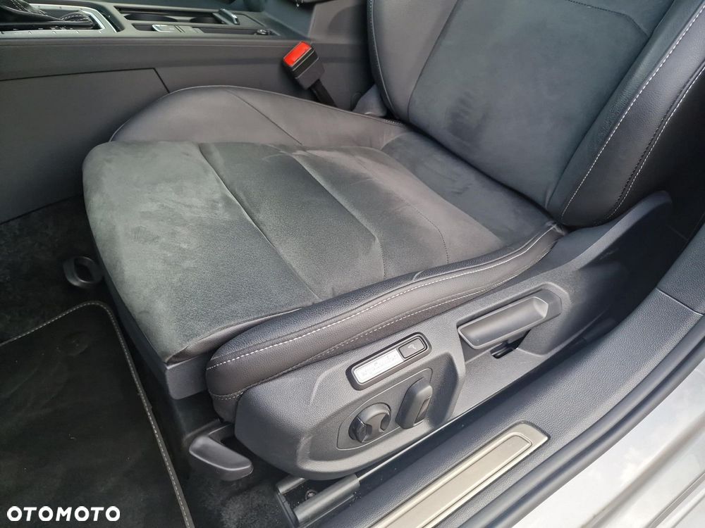 Volkswagen Arteon 2.0 TDI 4Motion R-Line DSG - 12