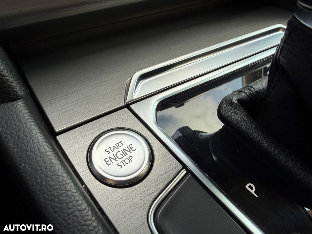 Volkswagen Passat - 13