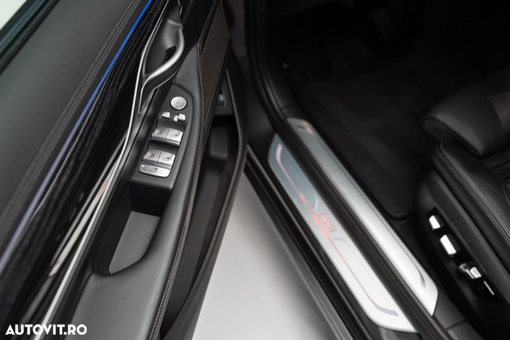 BMW Seria 7 740d xDrive - 13