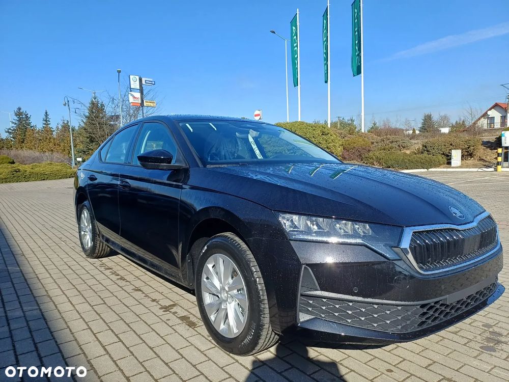 Skoda Octavia 2.0 TDI Drive Essence DSG - 5