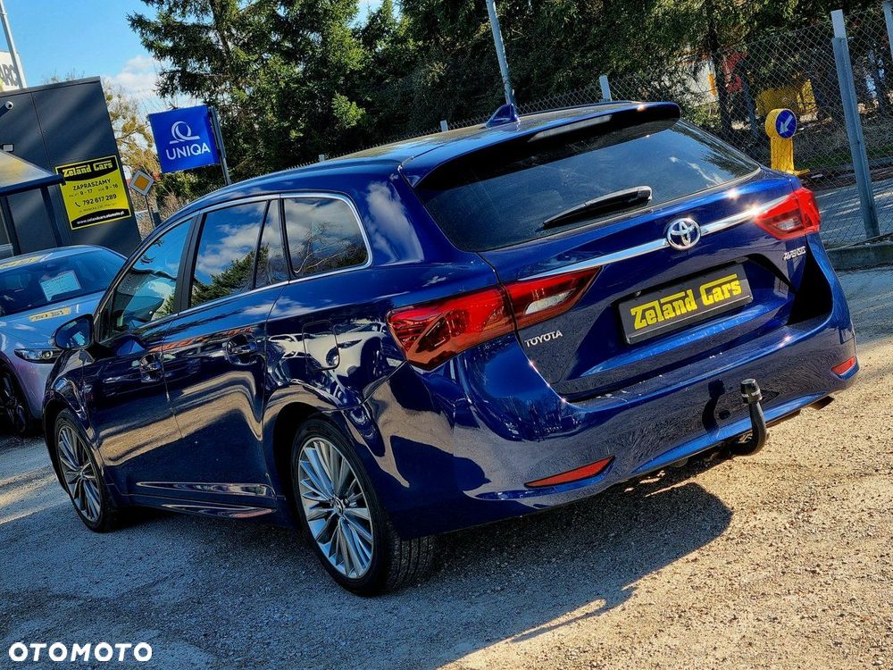 Toyota Avensis 2.0 D-4D Premium - 7
