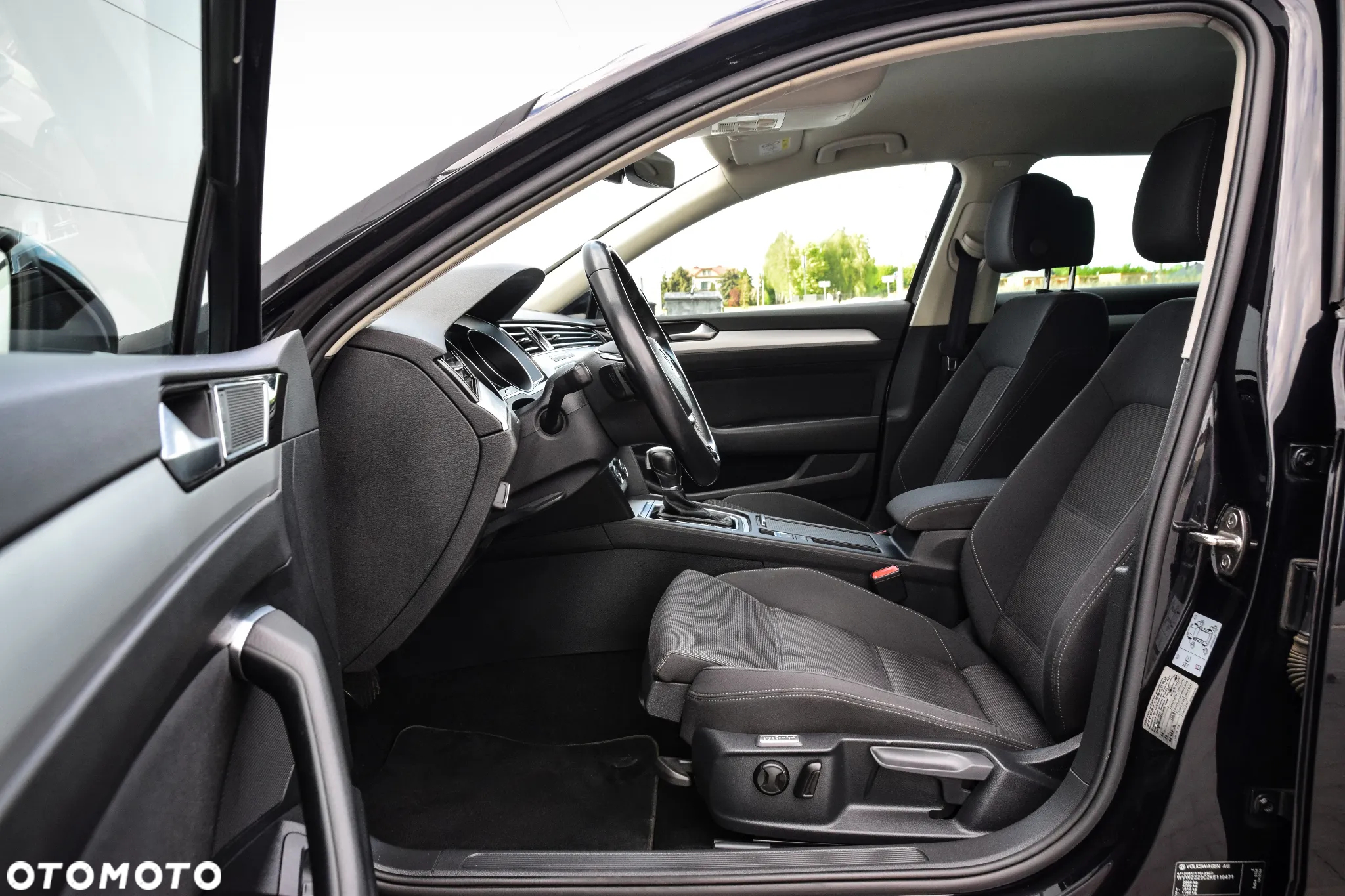 Volkswagen Passat 1.5 TSI EVO Elegance DSG - 18