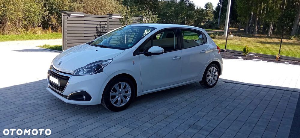 Peugeot 208 - 2