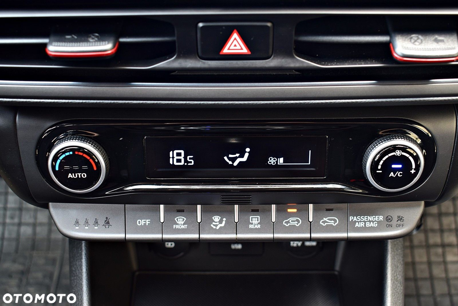 Hyundai Kona - 22