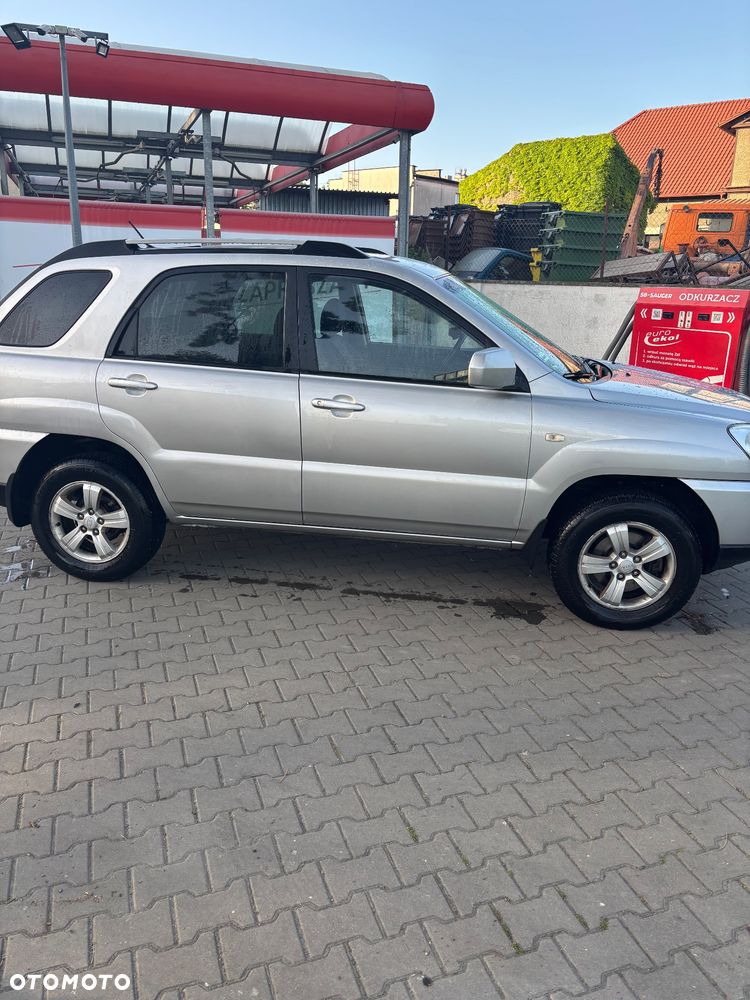 Kia Sportage 2010 photo 2