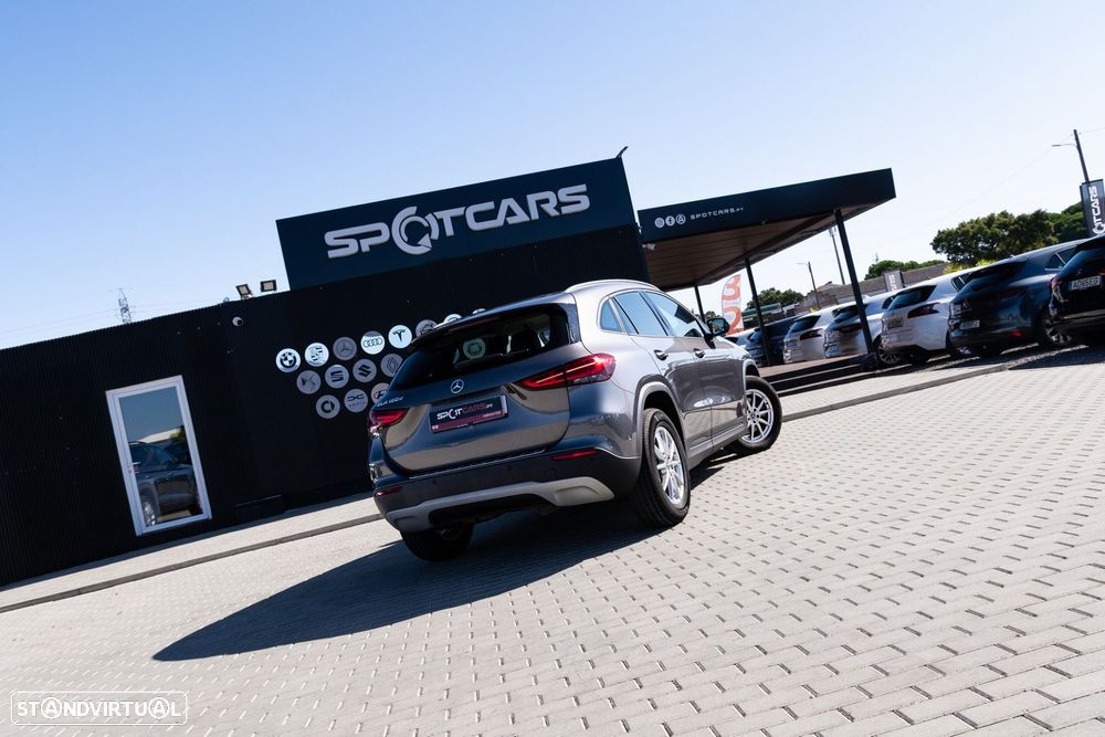Mercedes-Benz GLA 180 d — fotografia 6