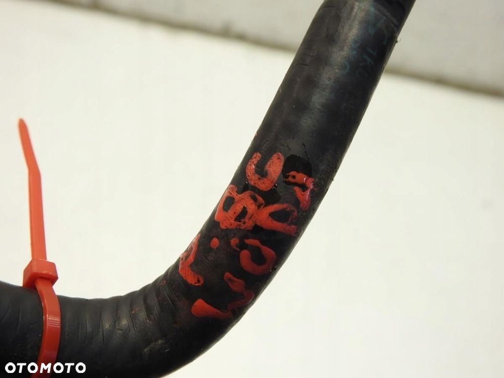 WĄŻ RURA WODY VW PASSAT B6 - 2