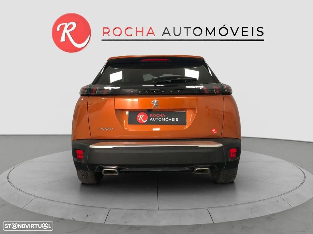 Peugeot 2008 PureTech 100 Allure — fotografia 5