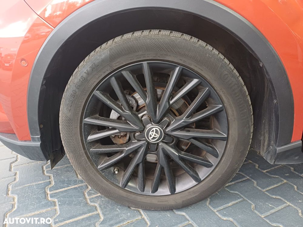 Toyota C-HR 2.0 HSD 184 CP 4x2 CVT Classy Bi-Tone - 7