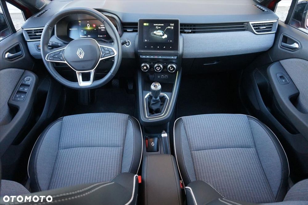 Renault Clio 1.0 TCe Techno - 18