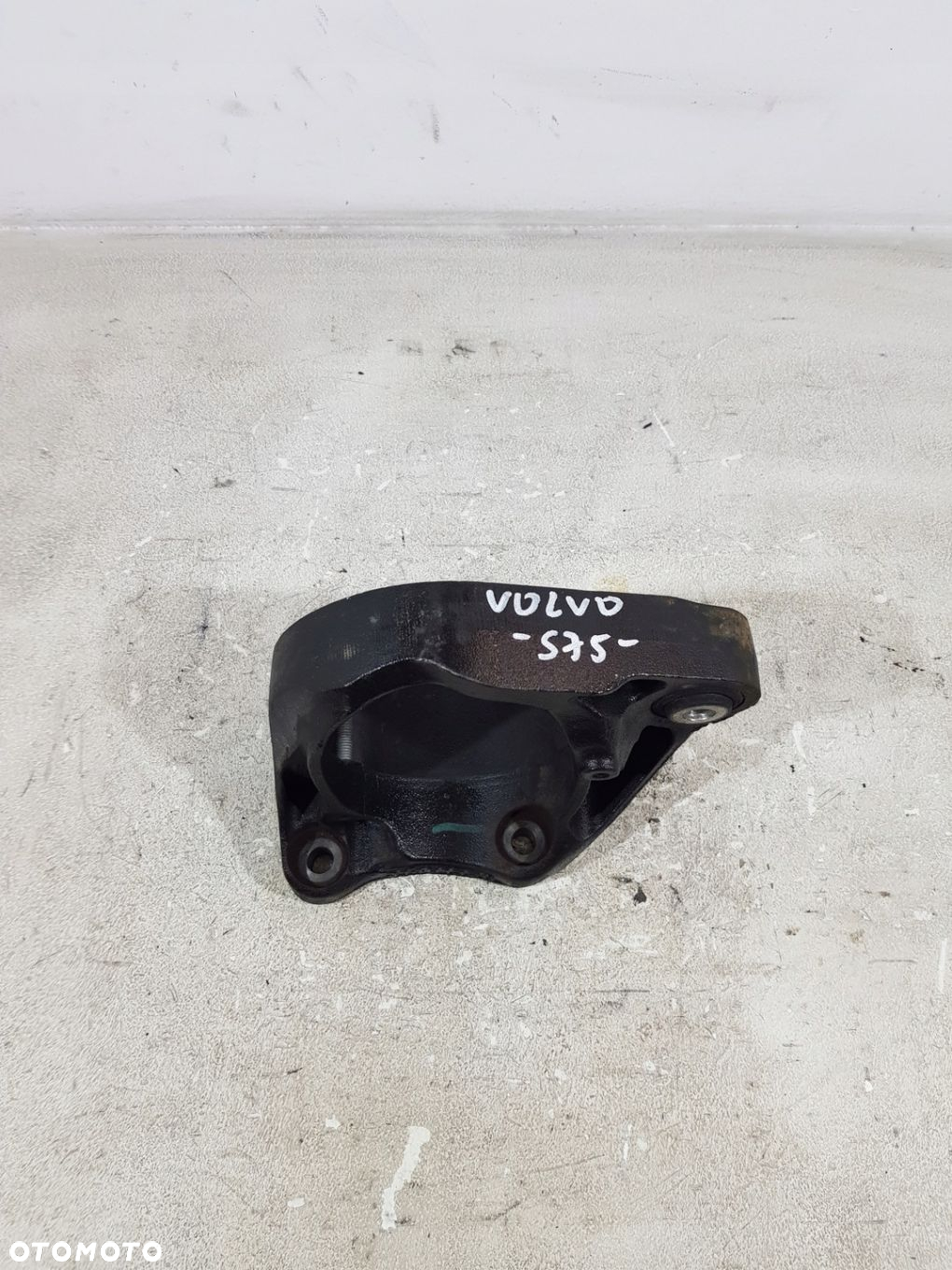 PODPORA PÓŁOSI 31401326 VOLVO S60 V60 S80 2.0D D4204T5 - 2