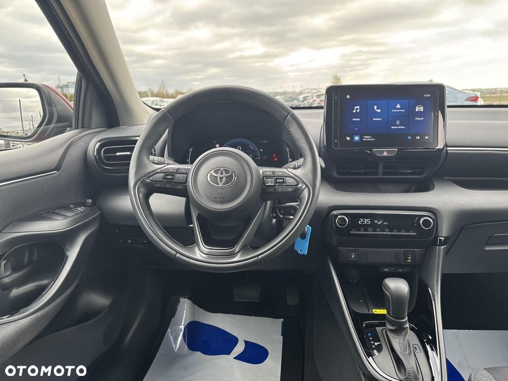 Toyota Yaris Hybrid 1.5 Style - 23