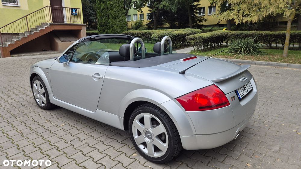 Audi TT Roadster - 5