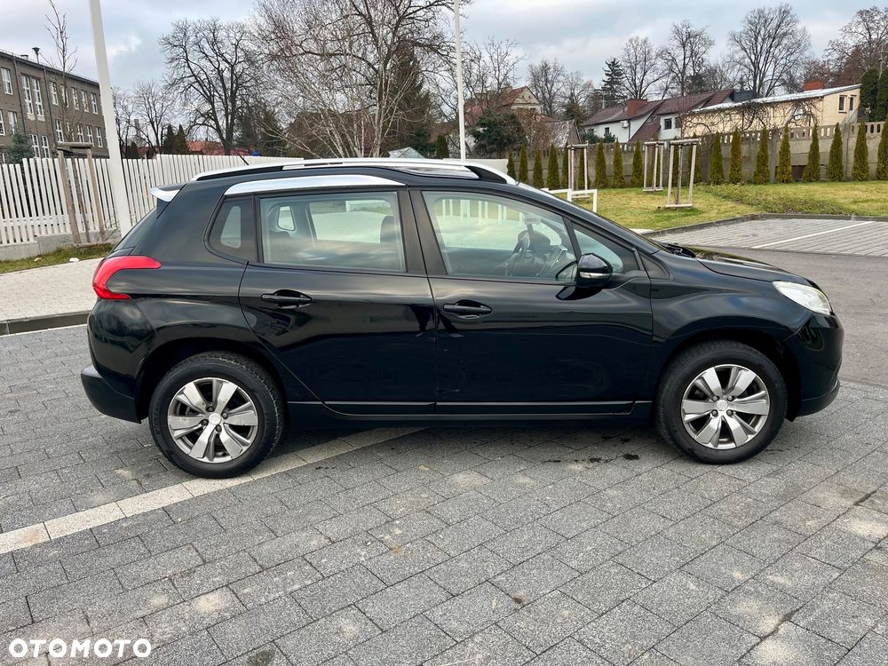 Peugeot 2008 1.2 Pure Tech Active S&S - 8