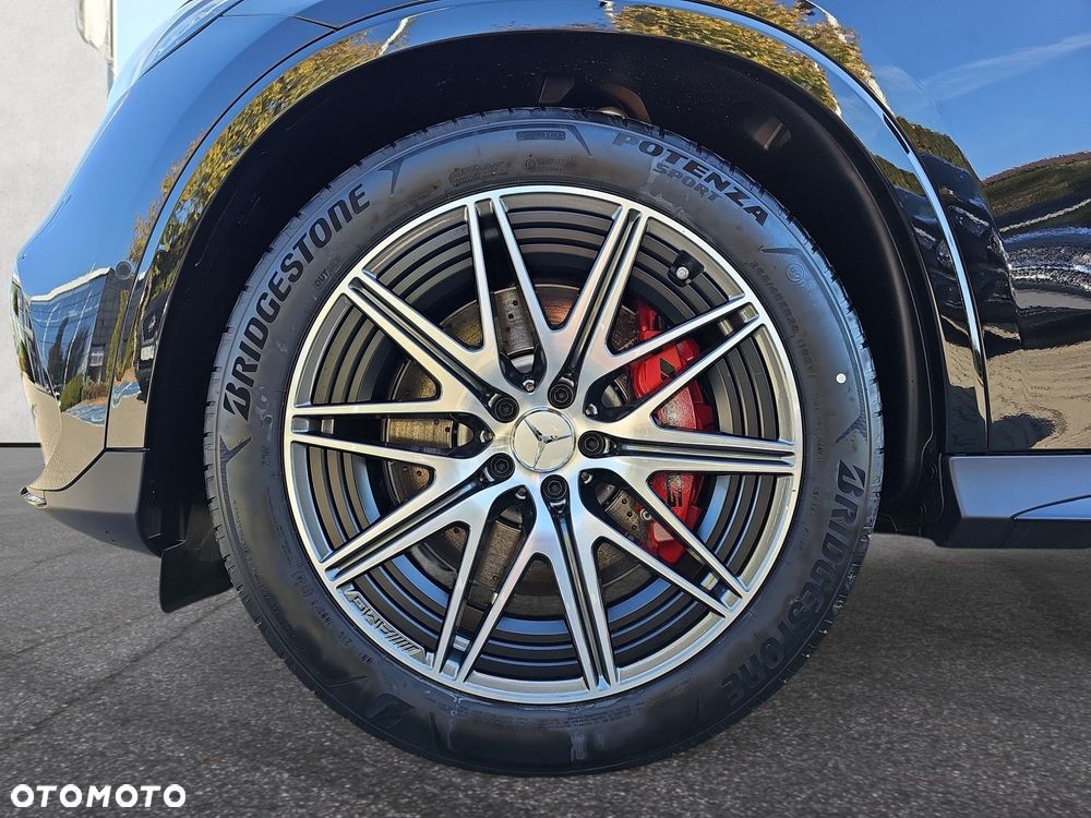 Mercedes-Benz GLC - 9