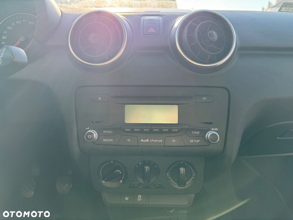 Audi A1 3-drzwiowe 1.4 TFSI Attraction - 8