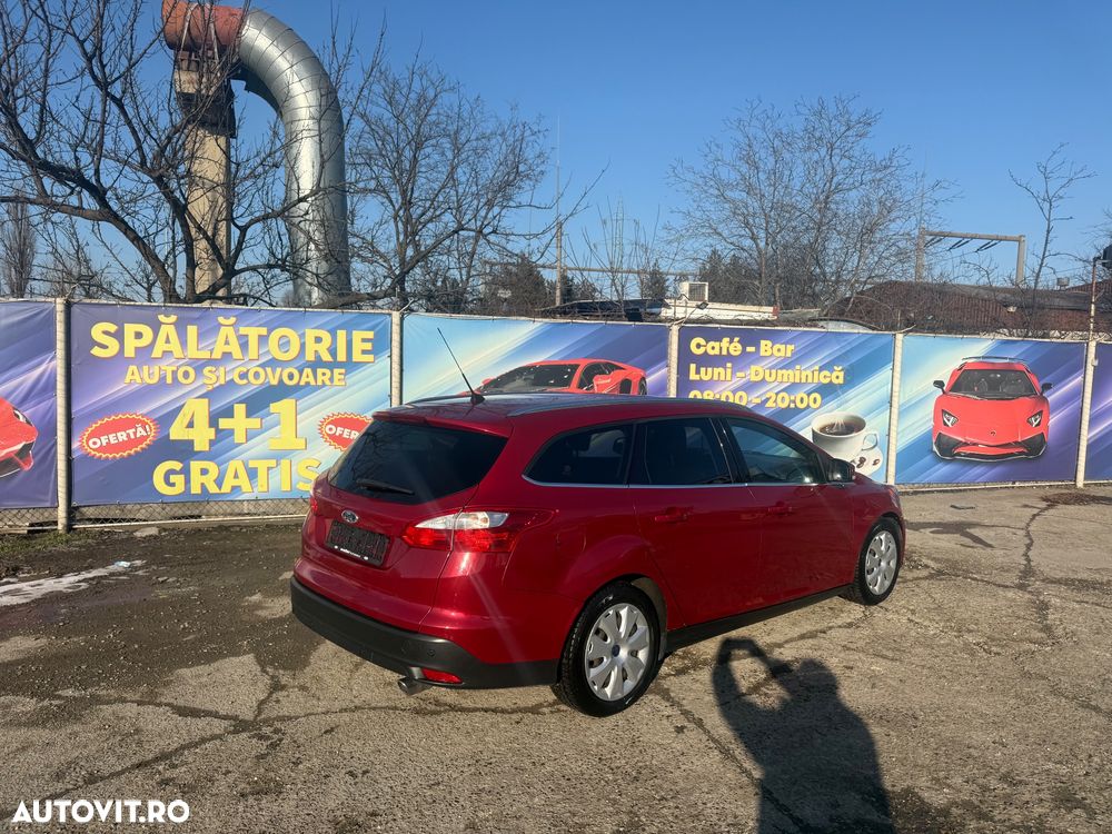 Ford Focus 2.0 TDCI DPF Powershift Titanium - 21