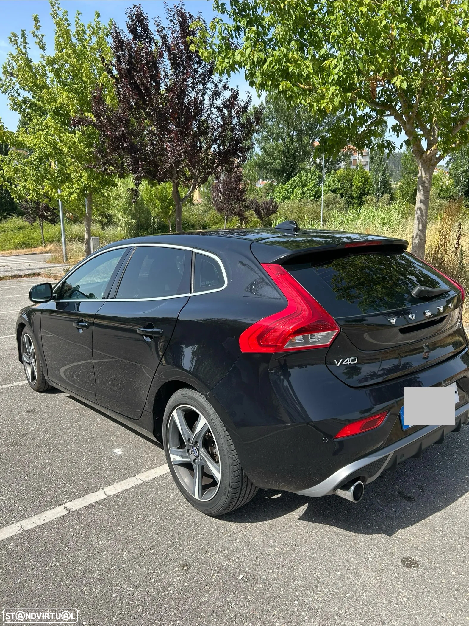 Volvo V40 1.6 D2 R-Design - 5