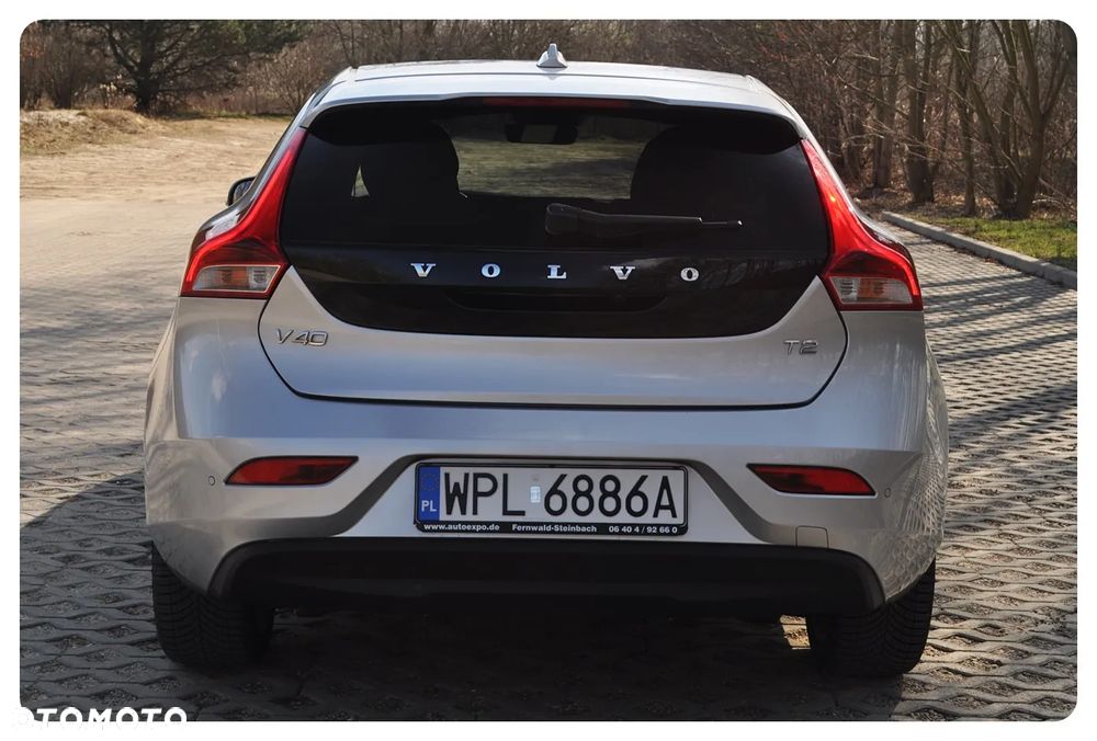 Volvo V40 T2 Drive-E Momentum - 15