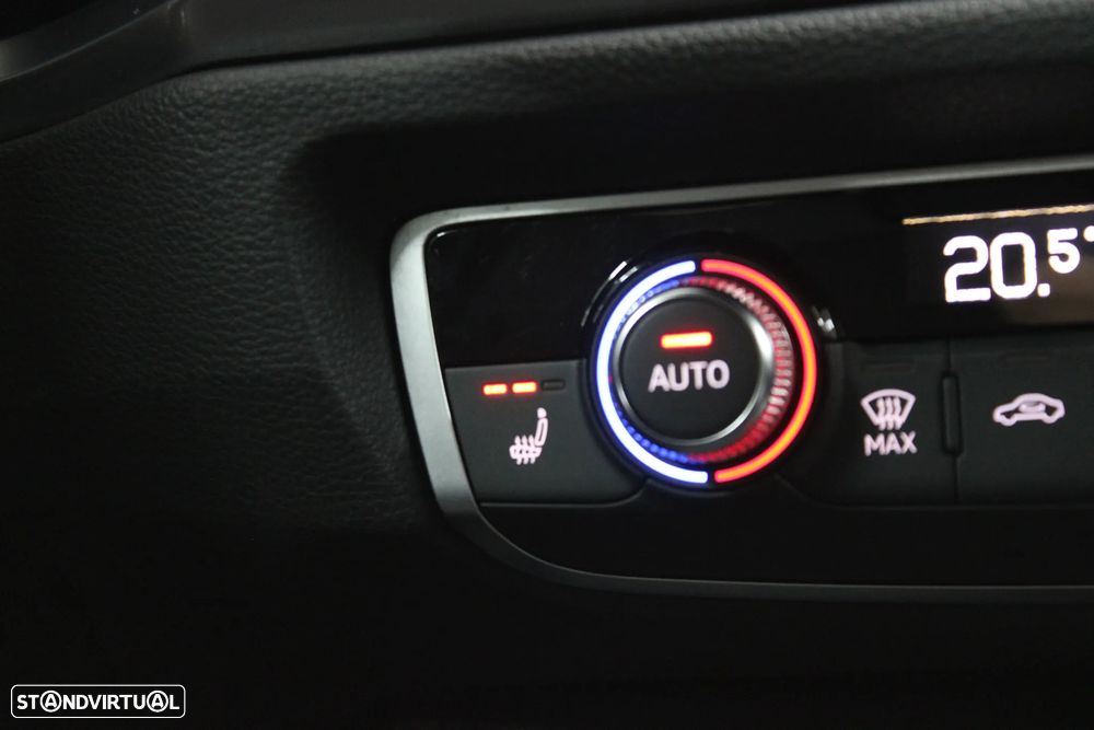 Audi Q3 Sportback 45 TFSIe S line S tronic - 15