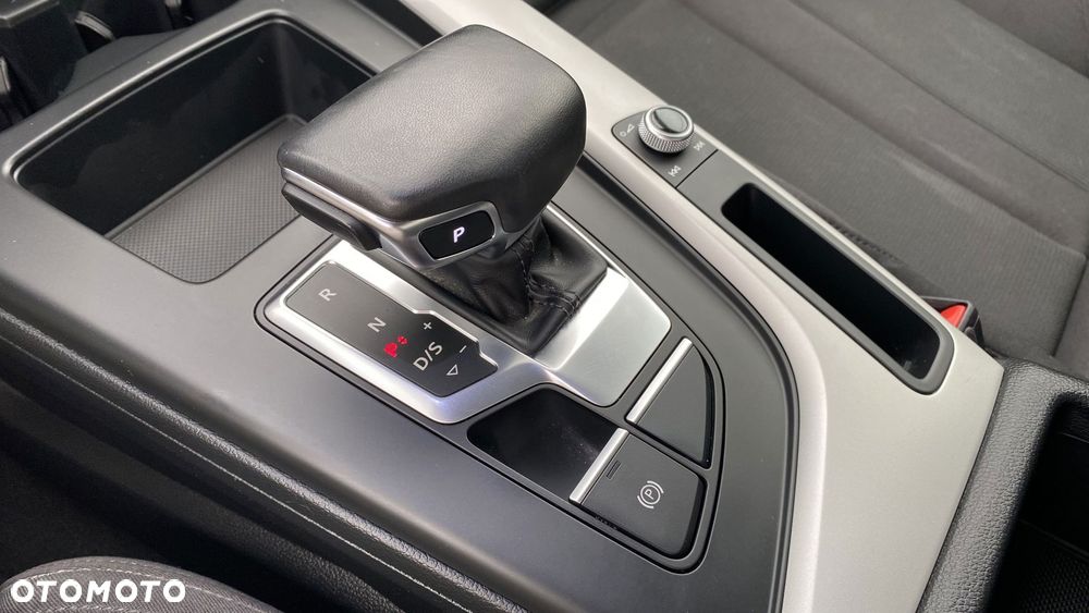Audi A4 Limousine 35 TDI mHEV S tronic - 18