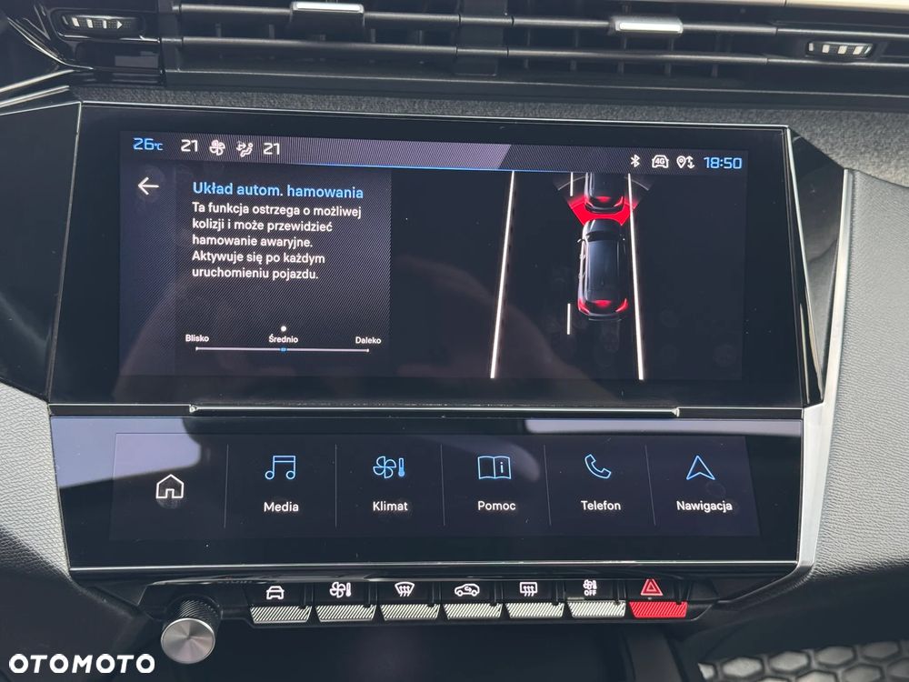 Peugeot 308 1.5 BlueHDi Allure S&S EAT8 - 24