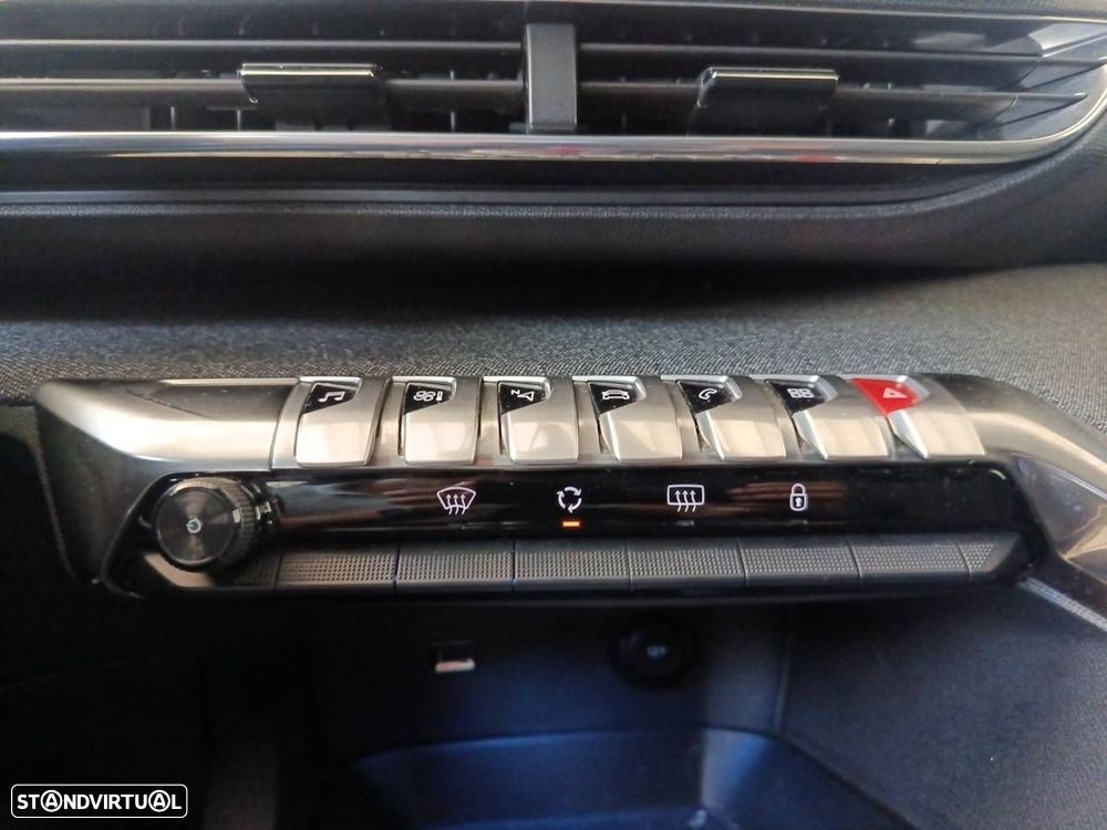 Peugeot 5008 1.5 BlueHDi Allure Pack EAT8 - 22