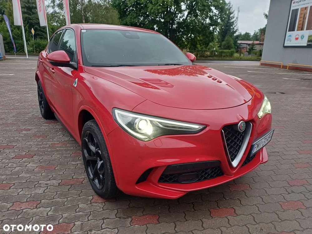 Alfa Romeo Stelvio V6 2.9 Bi-Turbo AT8-Q4 Quadrifoglio - 7