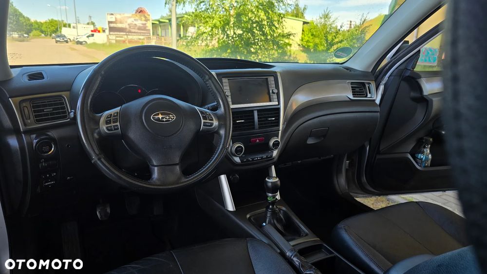 Subaru Forester 2.0D Exclusive EU6 - 35
