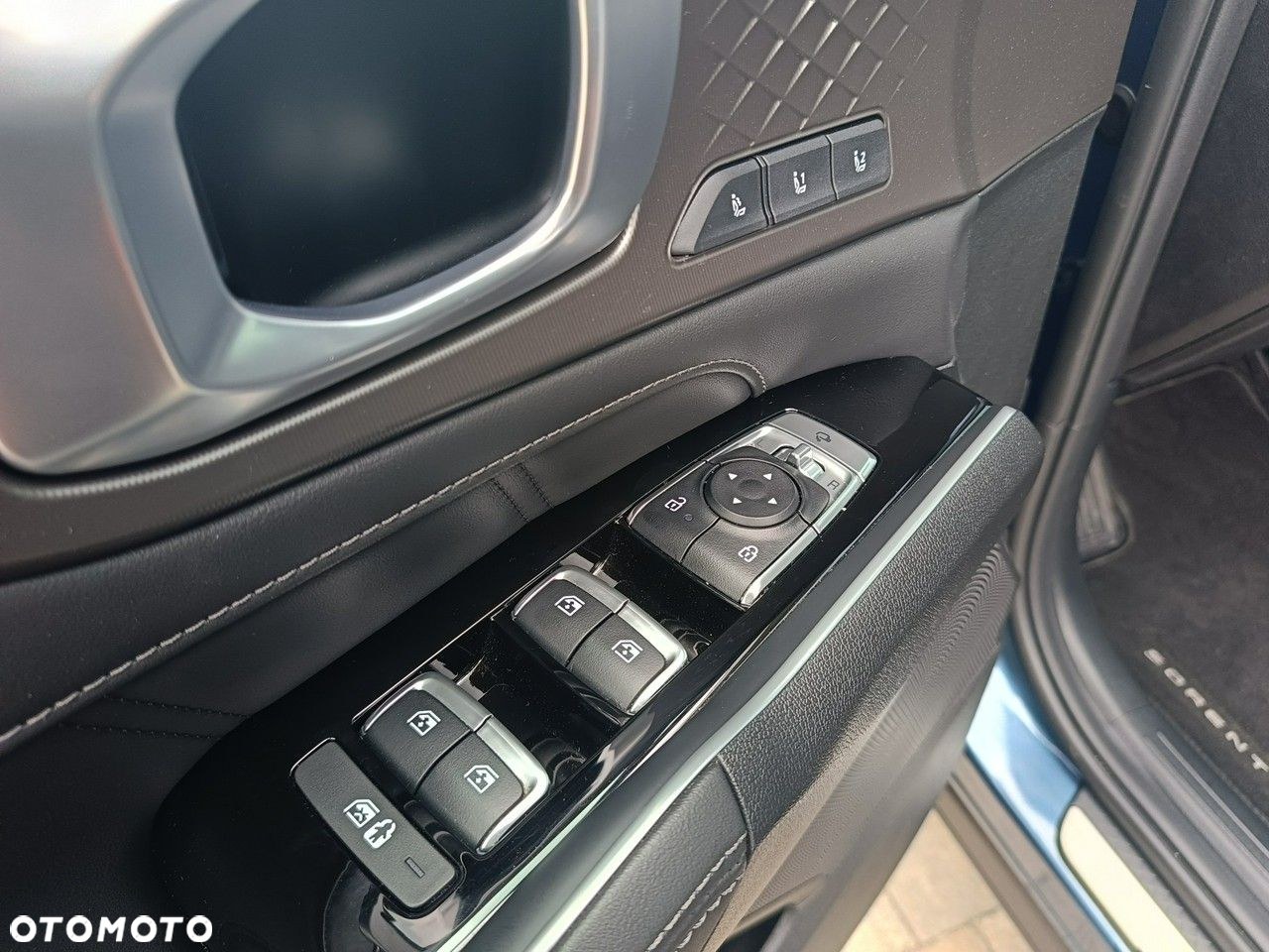 Kia Sorento - 12
