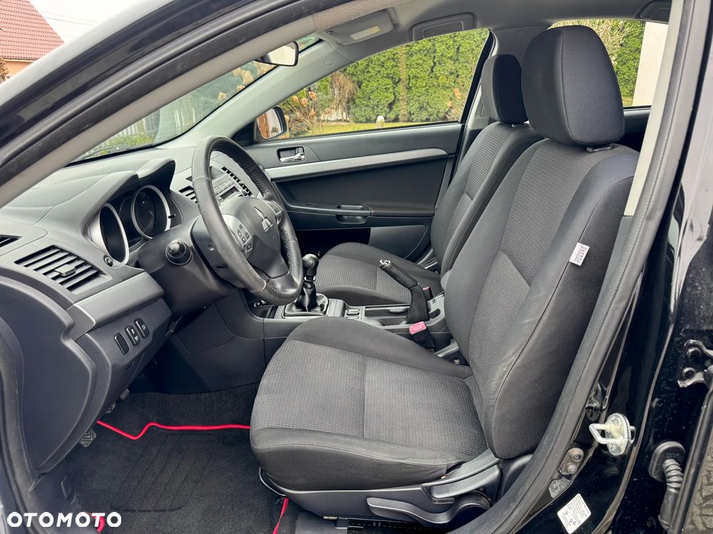 Mitsubishi Lancer 1.8 DI-D+ ClearTec Intense - 28