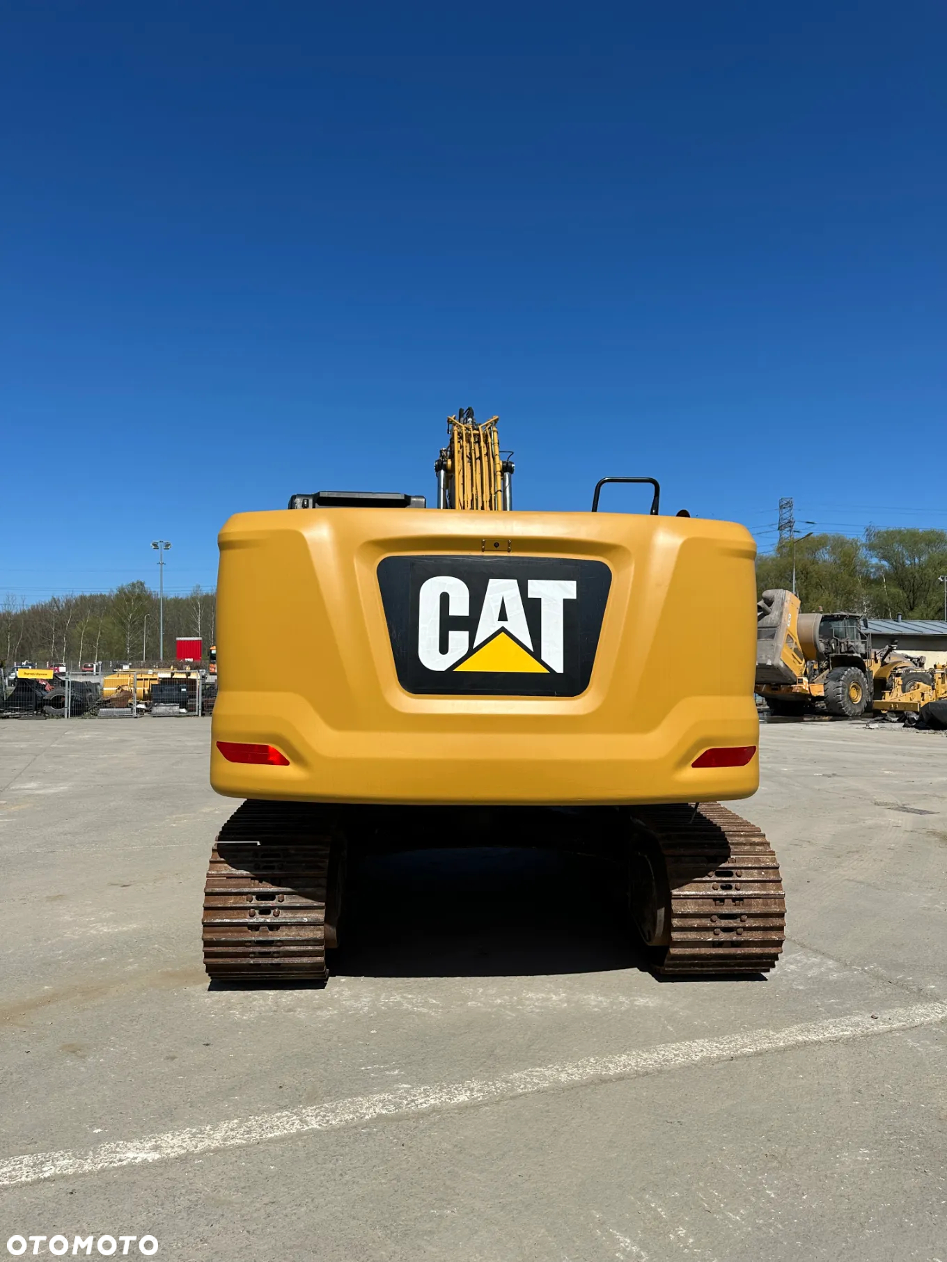 Caterpillar 323 - 5