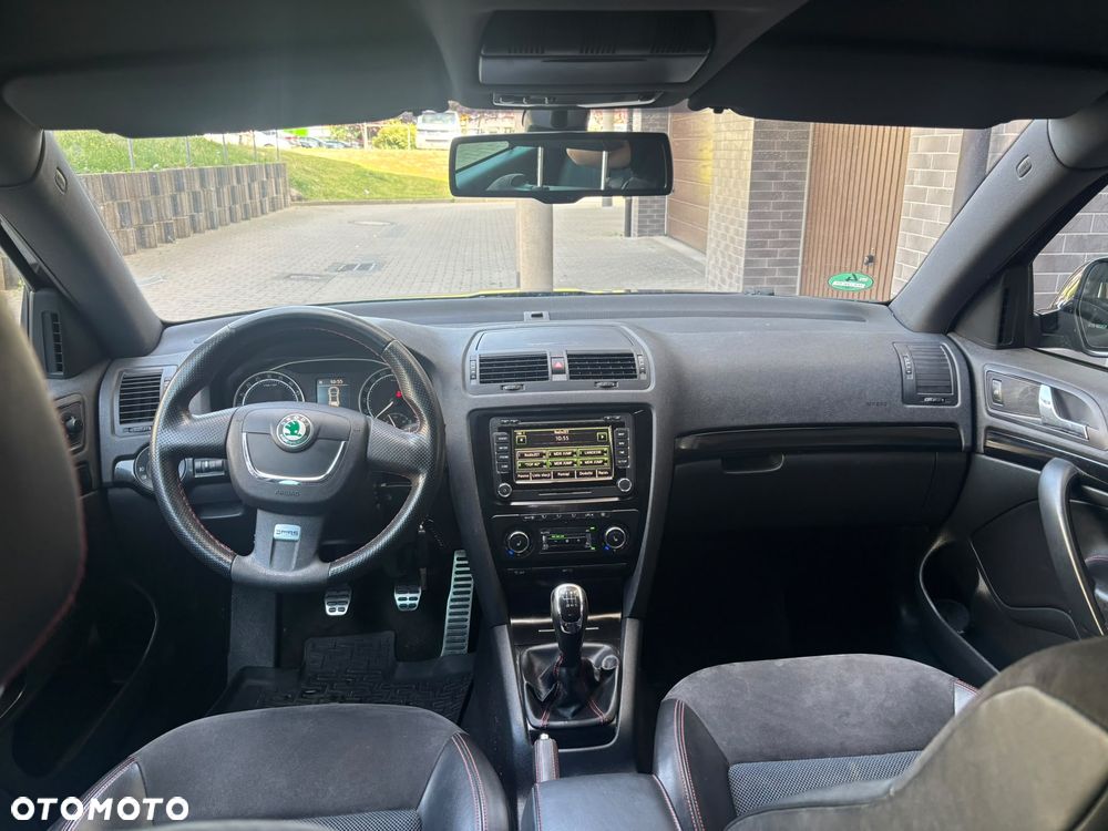 Skoda Octavia 2.0 TDI DPF RS - 8