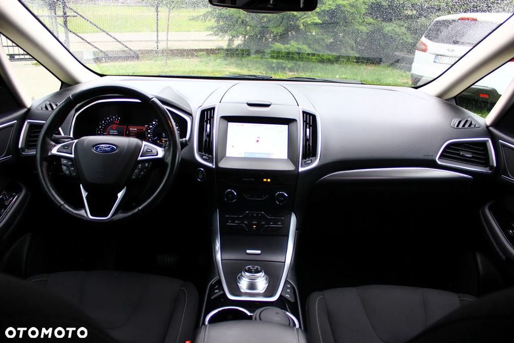 Ford S-Max 2.0 TDCi Titanium PowerShift - 37