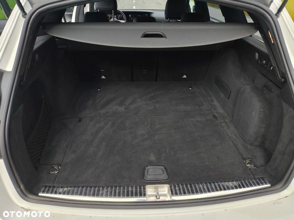Mercedes-Benz Klasa E 400 d 4-Matic 9G-TRONIC - 28