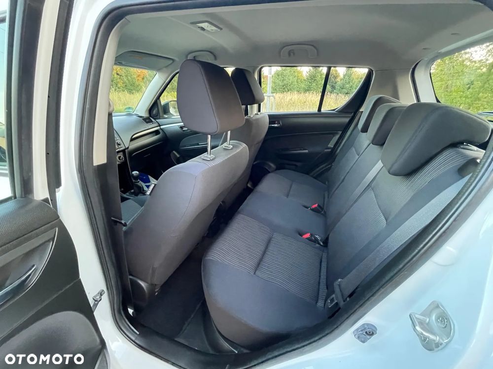 Suzuki Swift 1.2 4x4 Club - 10