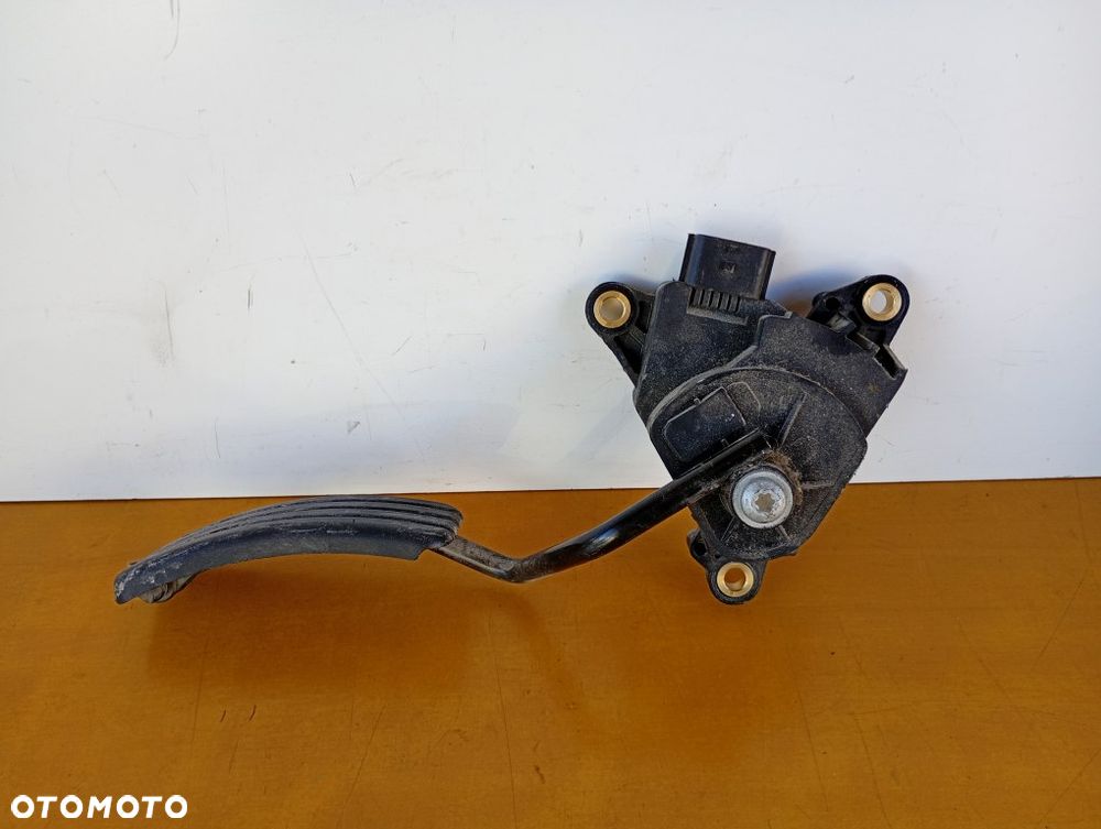 pedał gazu potencjometr renault kangoo 8200436864 - 1