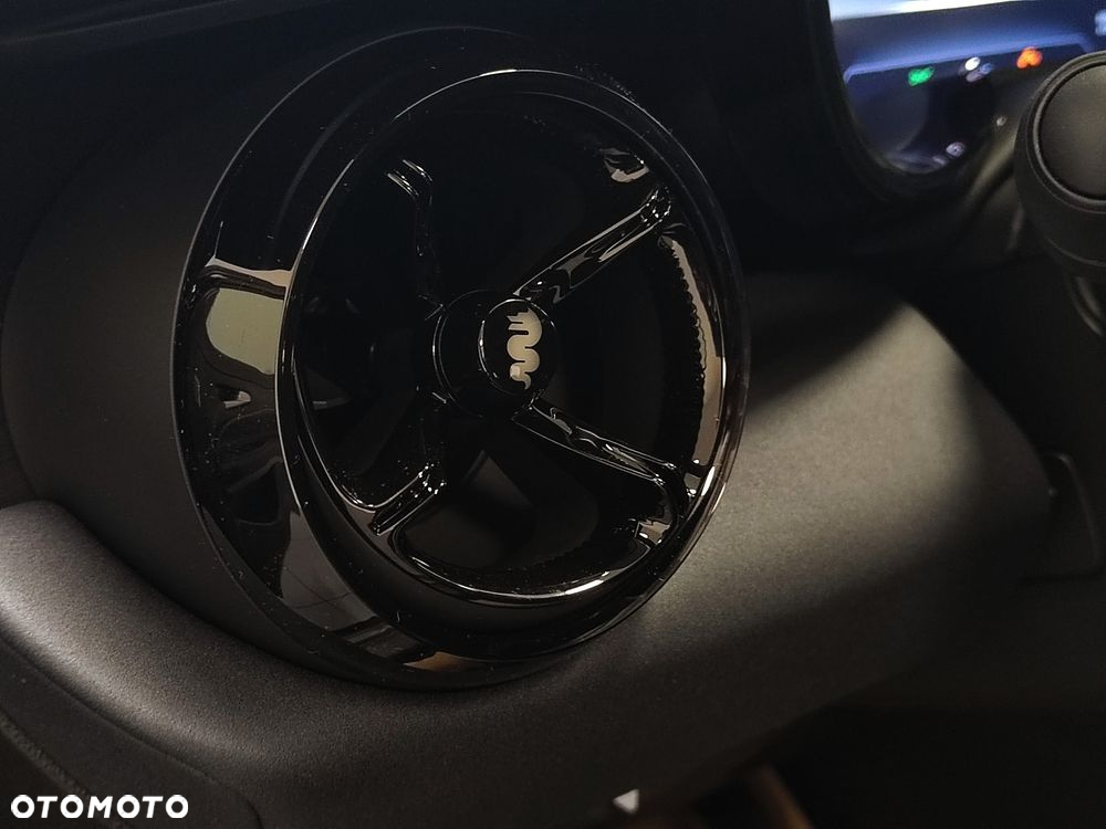 Alfa Romeo Junior 1.2 mHEV Ibrida eDCT - 10