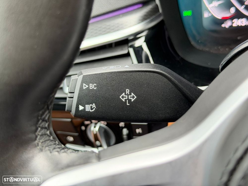 BMW 520 e Pack M - 37