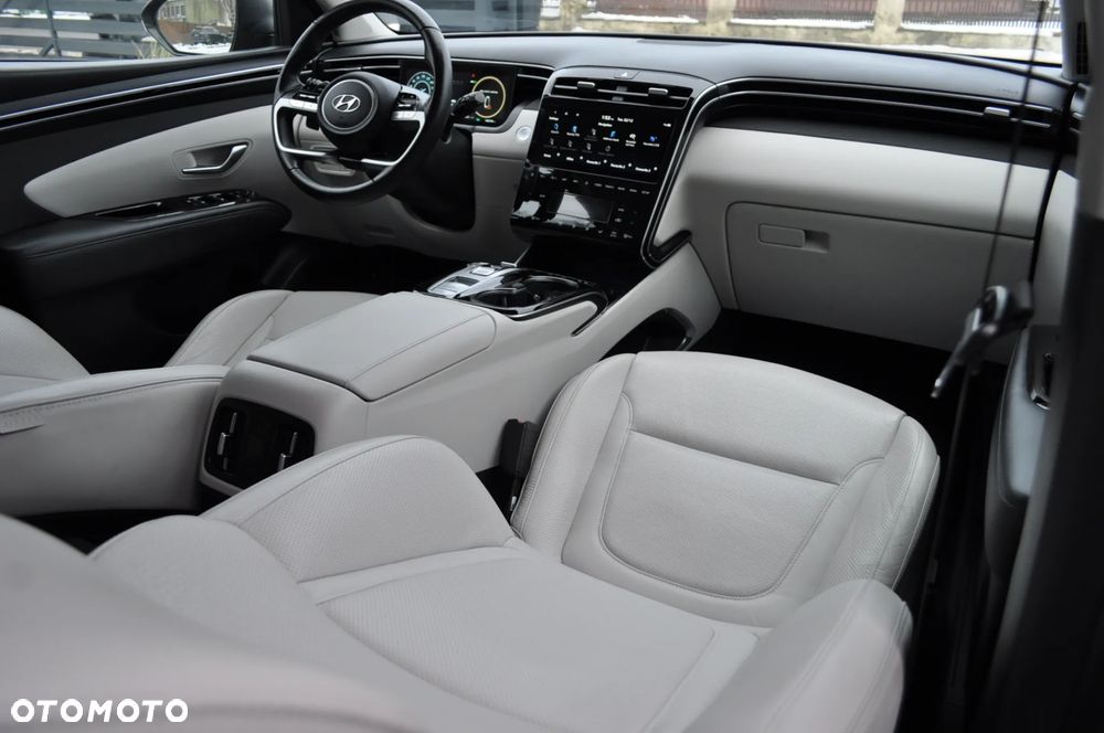 Hyundai Tucson 1.6 T-GDi HEV Platinum 2WD - 31