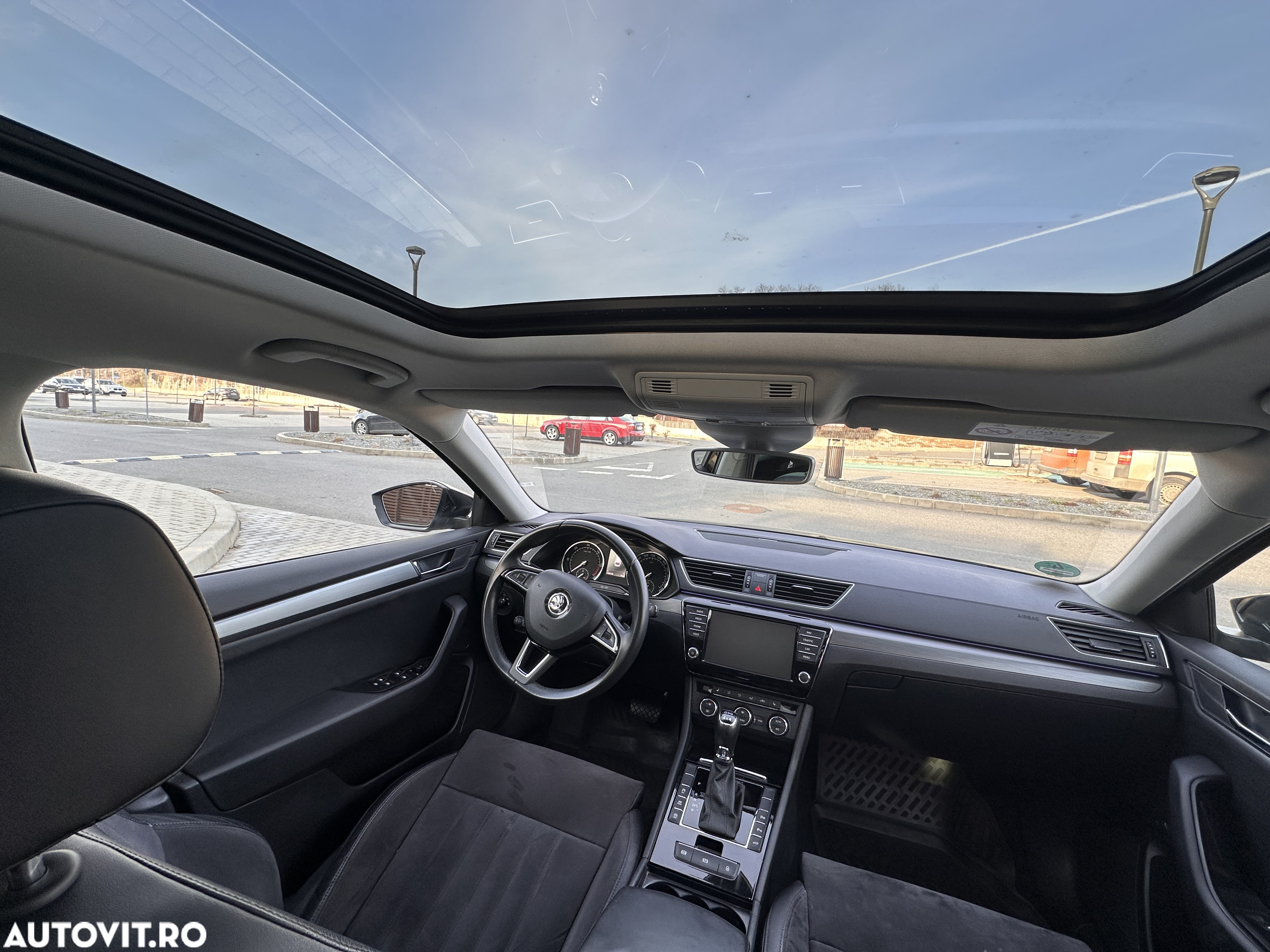 Skoda Superb 2.0 TDI 4X4 DSG Style - 20