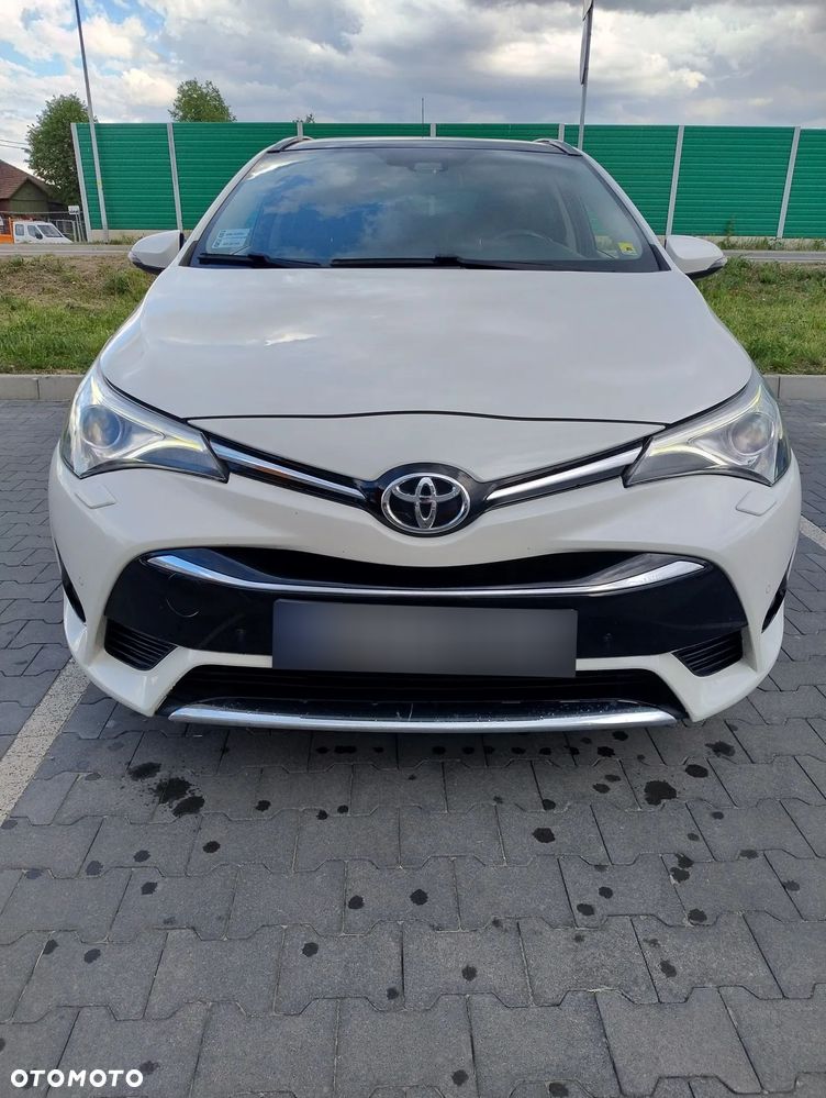 Toyota Avensis 2.0 D-4D Premium - 1