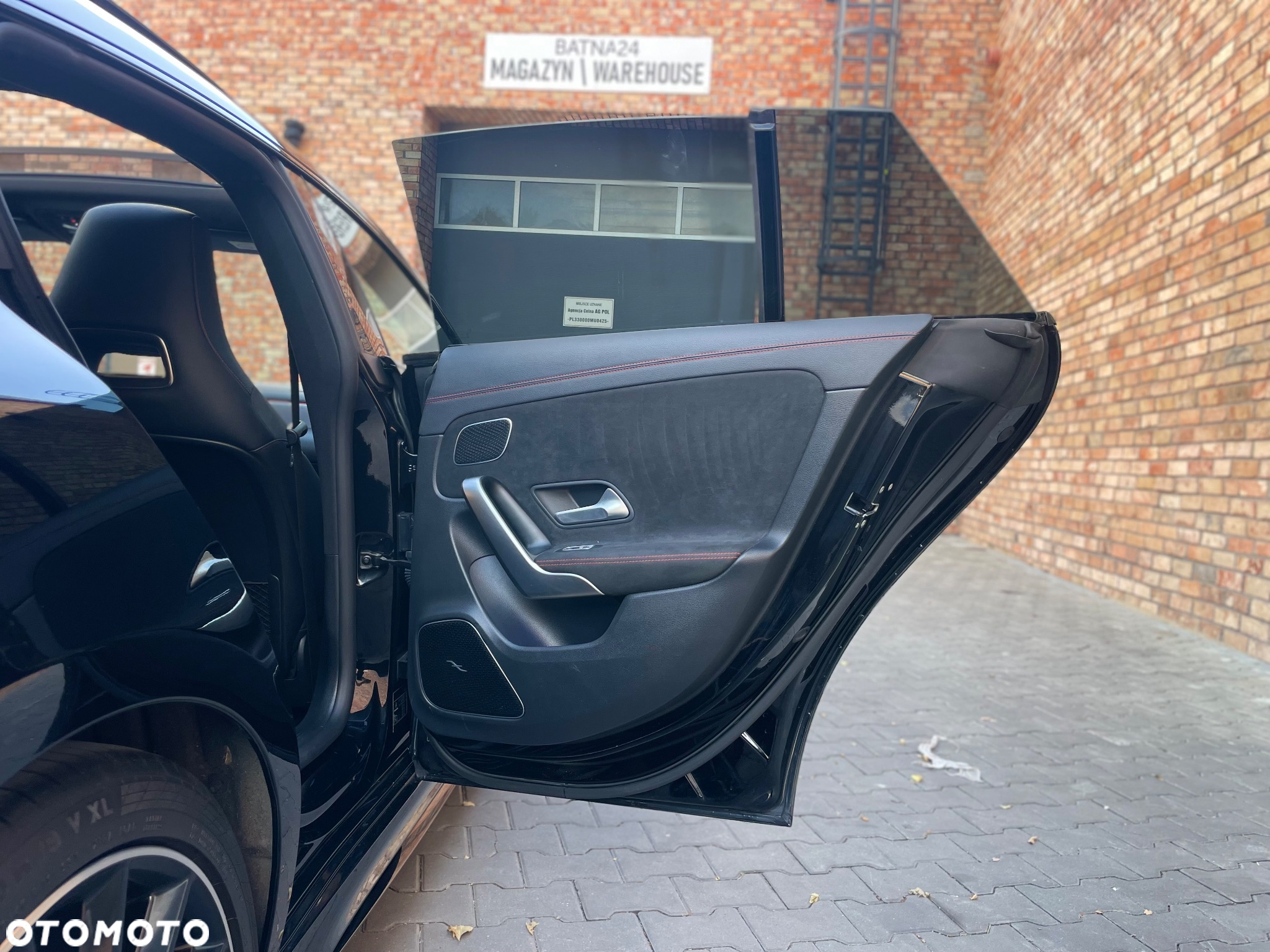 Mercedes-Benz CLA 200 Shooting Brake 7G-DCT AMG Line - 14