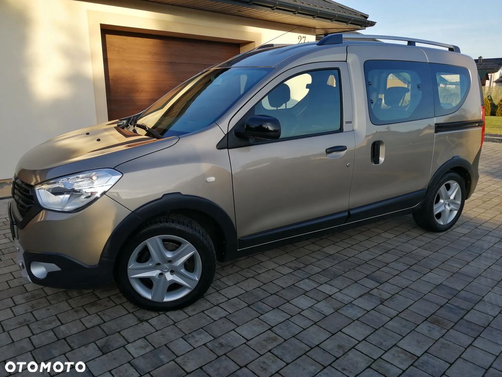 Dacia Dokker TCe 115 N1 Stepway Celebration - 3
