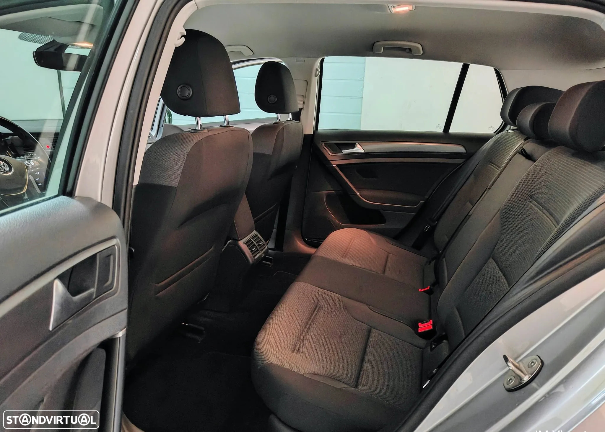 VW Golf 1.0 TSI Confortline - 6