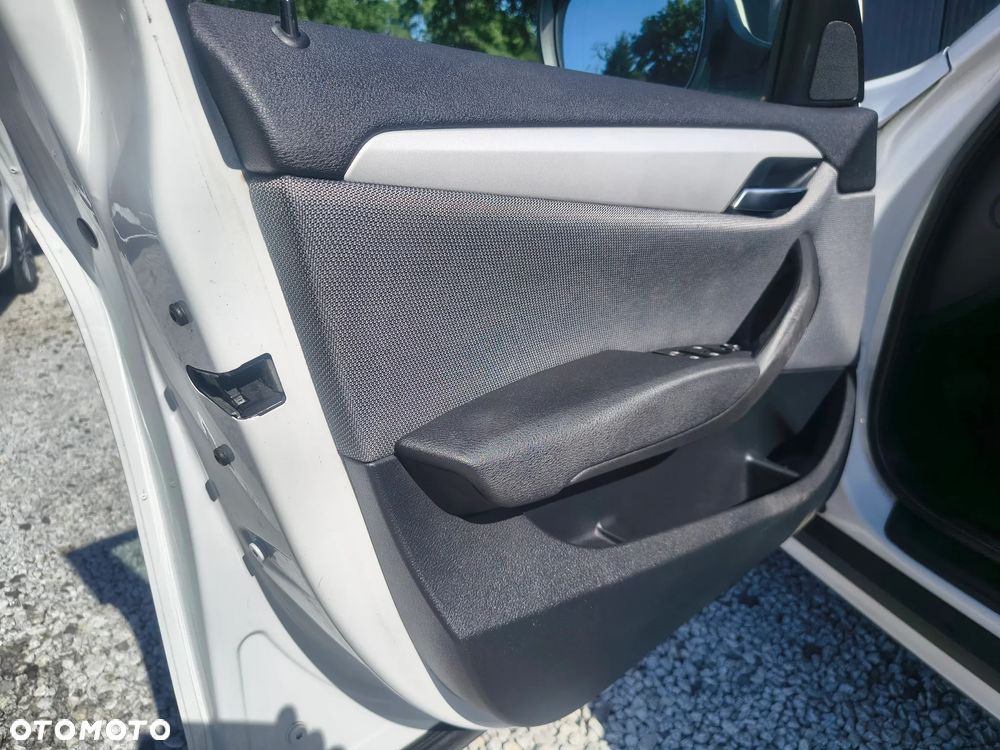 BMW X1 xDrive20d Sport Line - 17